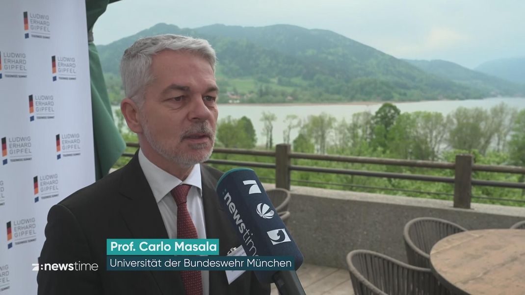 Militärexperte Carlo Masala sprach mit :newstime über die Gefahr durch Putin.