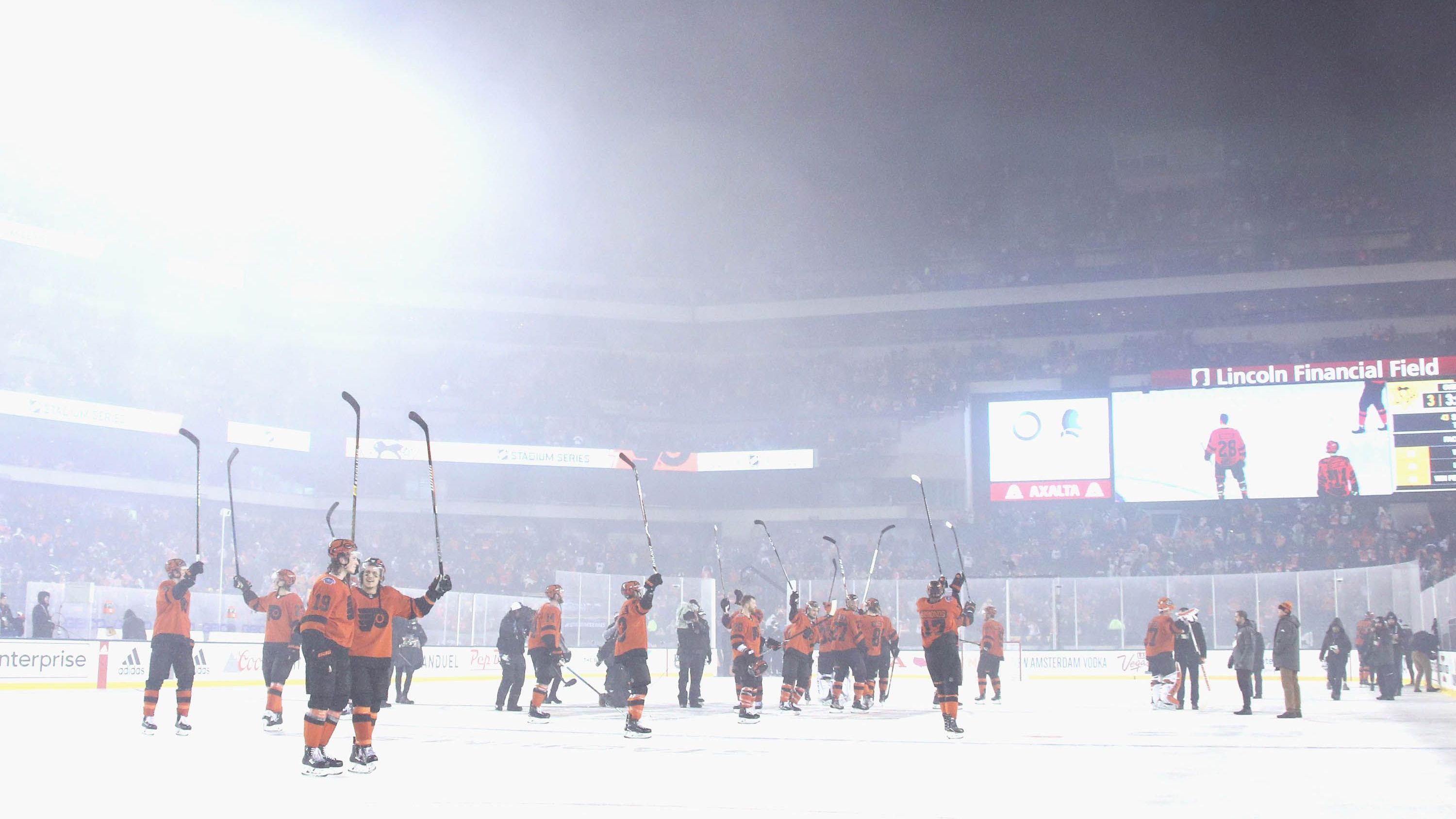 <strong>Platz 9: NHL Stadium Series 2019</strong><br><strong>Zuschauer:</strong> 69.620<br><strong>Begegnung:</strong> Philadelphia Flyers - Pittsburgh Penguins 4:3<br><strong>Stadion:</strong> Lincoln Financial Field, Philadelphia<br><strong>Datum:</strong> 23.02.2019