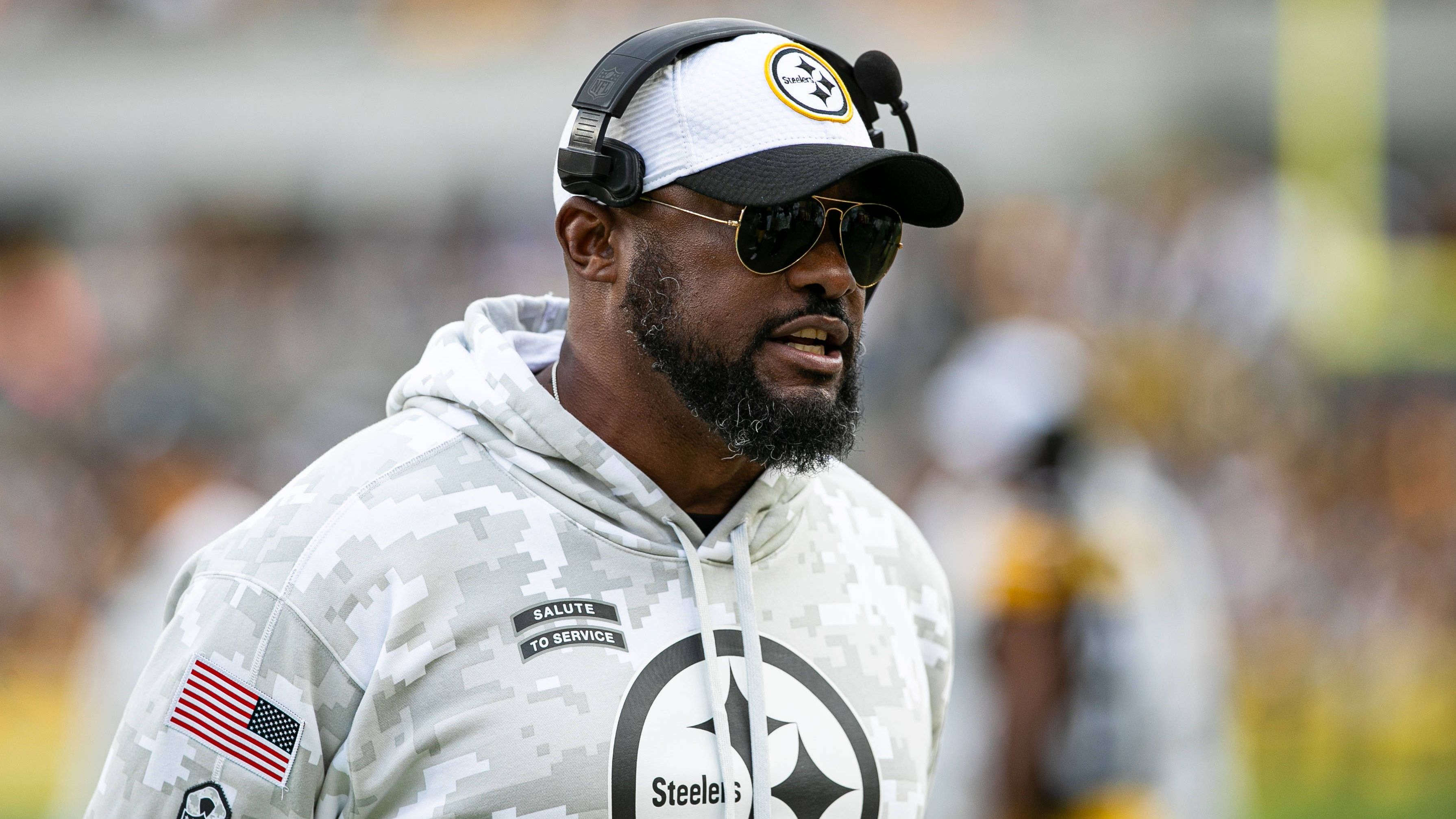 <strong>Mike Tomlin (Pittsburgh Steelers)</strong><br>Award: Coach of the Year<br>Quote: +300