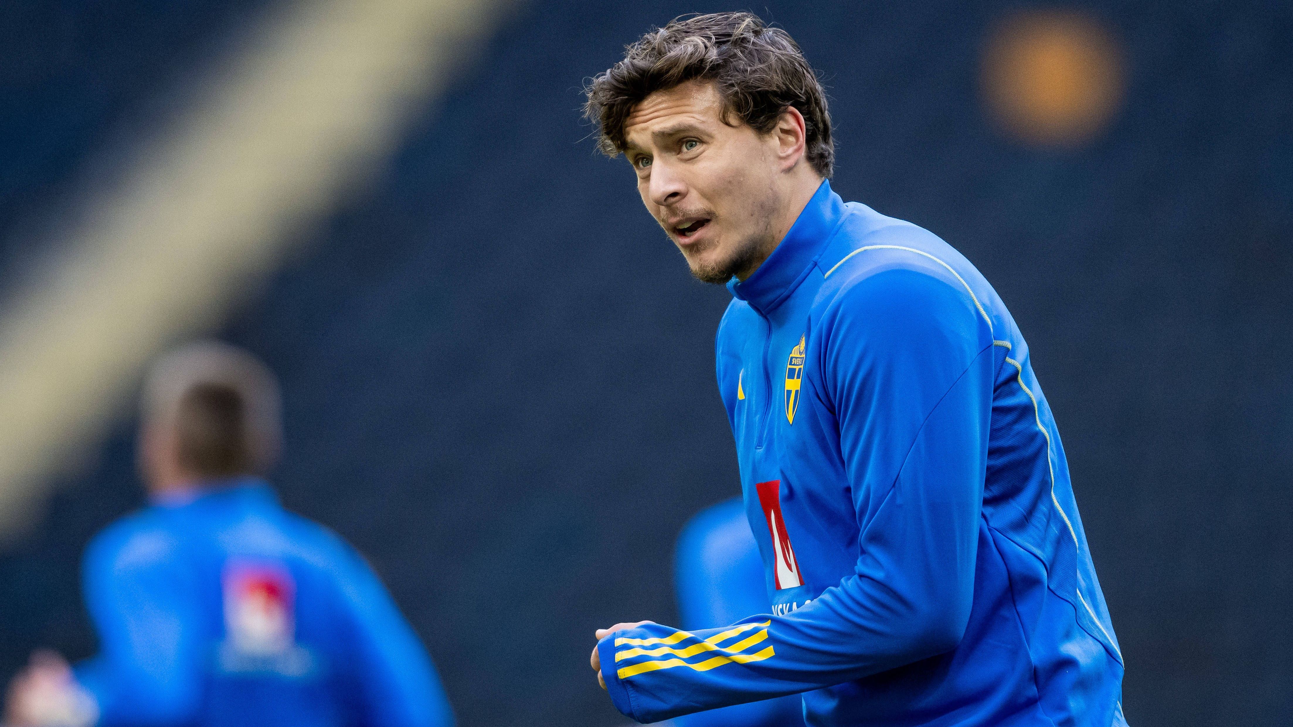 <strong>Victor Lindelöf (Manchester United)</strong><br>In der Champions League können sich die Bayern-Bosse Victor Lindelöf sogar im direkten Vergleich mit ihrer Mannschaft anschauen. Der 29-Jährige ist ebenfalls nur noch für diese Saison gebunden, sein Vertrag besitzt jedoch eine Option auf Verlängerung. Mit Manchester United hat der Schwede bereits Höhen und Tiefen erlebt - aber das muss ja nicht schlecht sein.