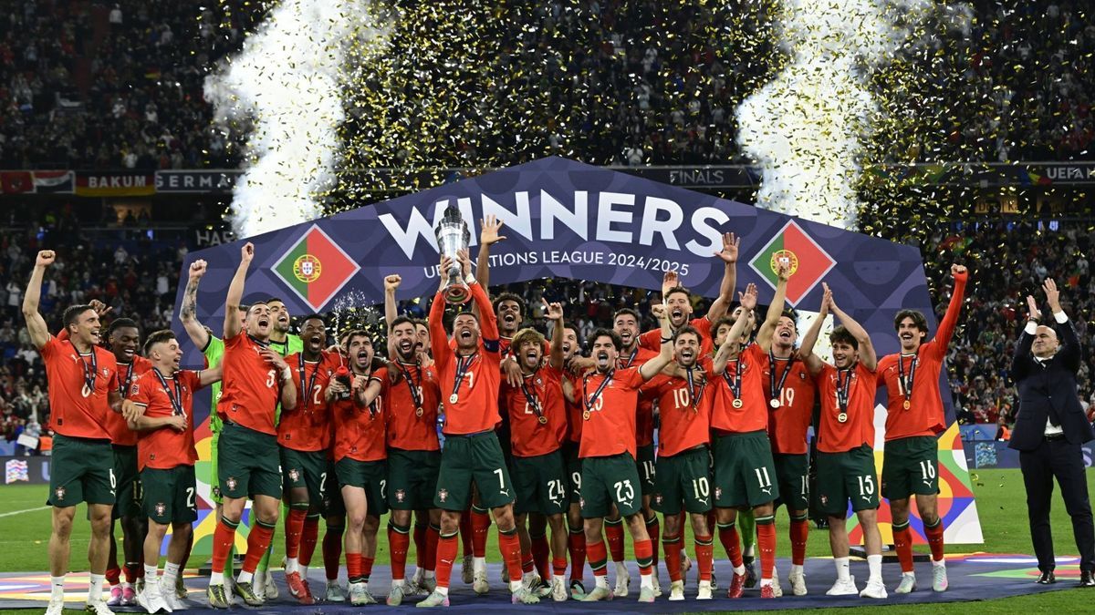 Portugal und Kapitän Ronaldo in Feierlaune