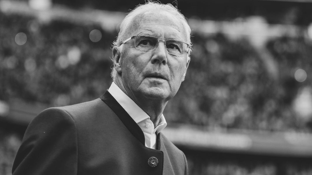 Franz Beckenbauer ist mit 78 Jahren gestorben. Nicht nur die deutschen Fußballstars ehren den "Kaiser", auch die internationalen Spieler erinnern an die Fußball-Legende.