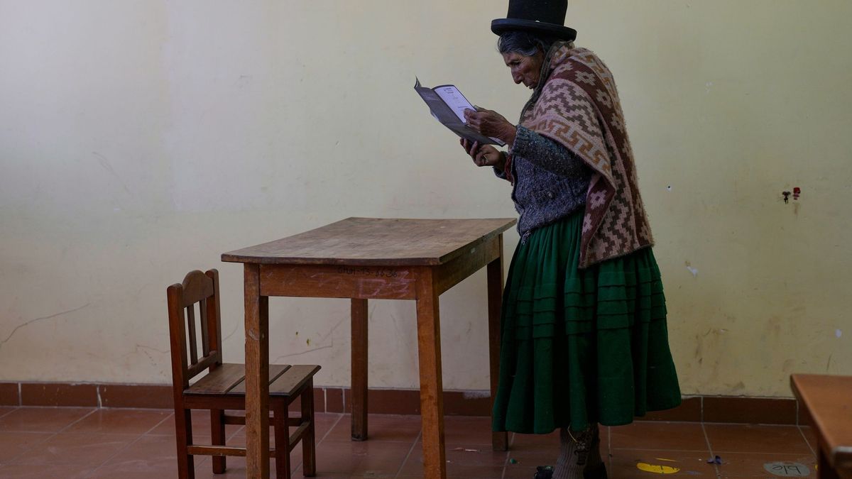 Bolivien: Stichwahl zwischen zwei Oppositionskandidaten