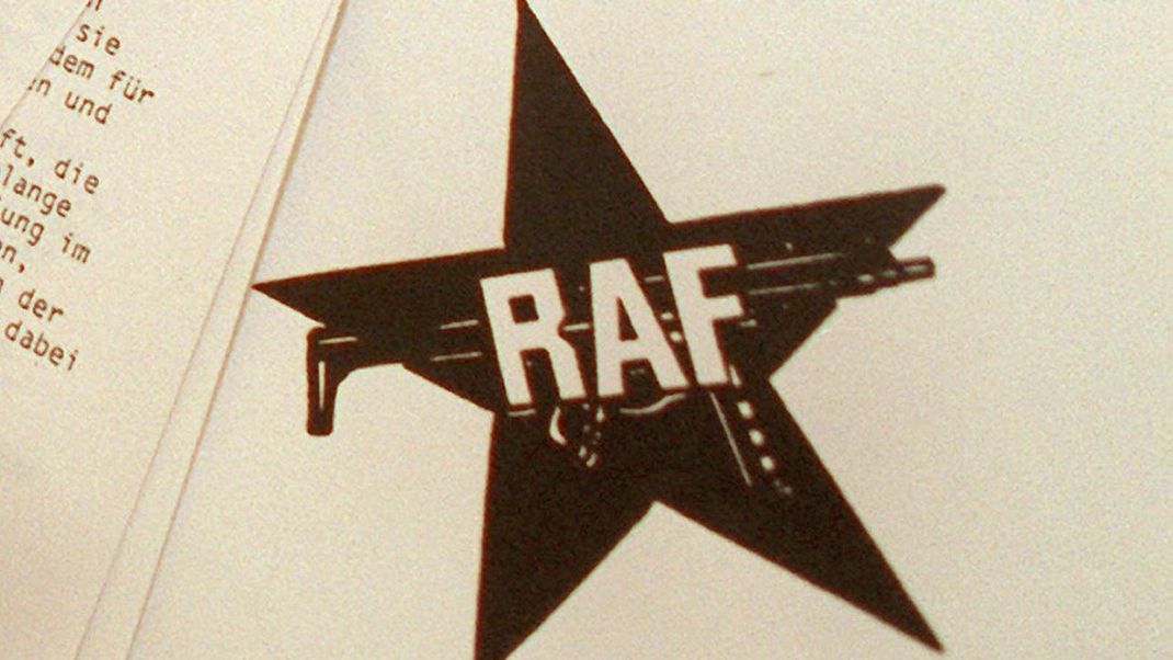 Ein Symbol der RAF auf einem Schreiben der Rote Armee Fraktion (RAF). 