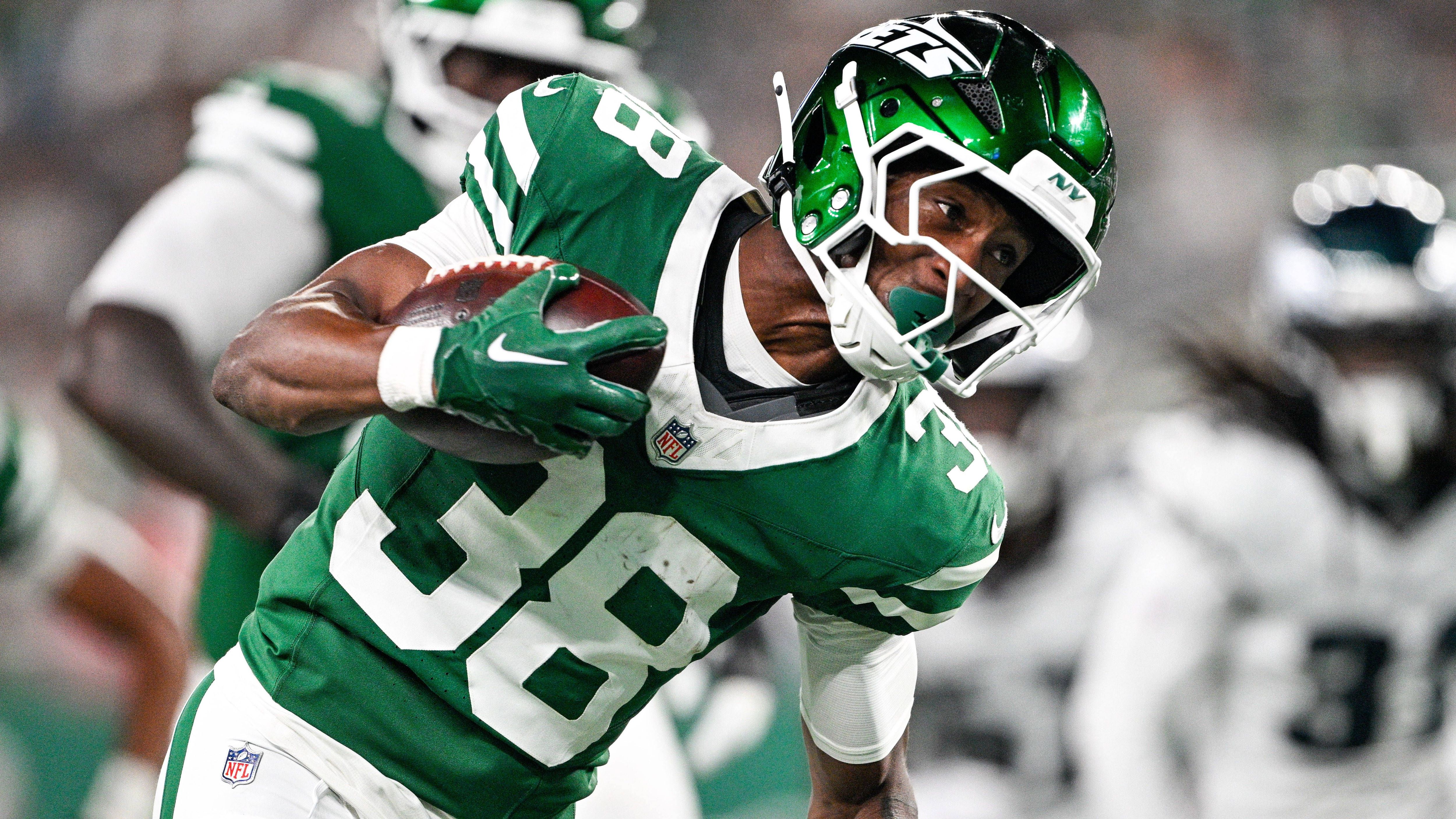 <strong>New York Jets</strong><br>QB Adrian Martinez<br>RB Lawrance Toafili<br>WR Dymere Miller<br>WR Ontaria Wilson<br>TE Neal Johnson<br>TE Zack Kuntz<br>OT Liam Fornadel<br>OT Samuel Jackson<br>DE Michael Fletcher<br>DL Fatorma Mulbah<br>DT Phidarian Mathis<br>LB Jamin Davis<br>DB Ryan Cooper Jr.<br>DB Mario Goodrich<br>DB Tanner McCalister<br>WR Giles Jackson<br>DB Lewis Cine