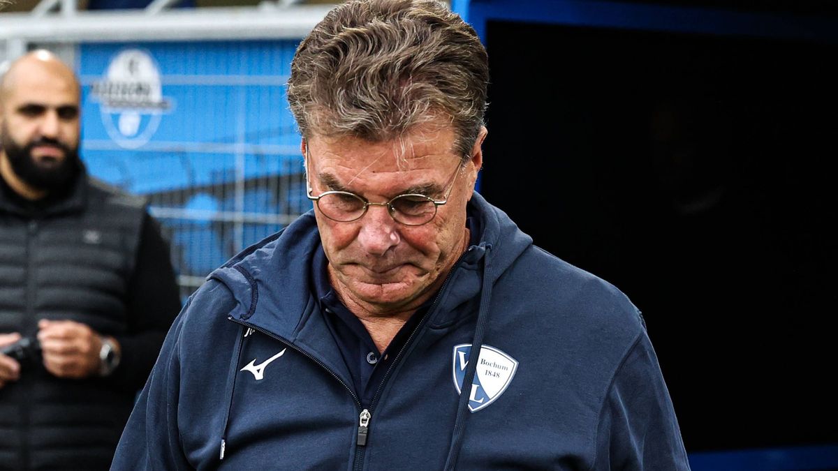 Trainer Dieter Hecking (VfL Bochum) - 2. Fußball Bundesliga Saison 2025-2026 SC Paderborn vs. VfL Bochum in der Home Deluxe Arena in Paderborn - Fußball,Mann,Männer,Deutschland,12.09.2025 *** Coach...