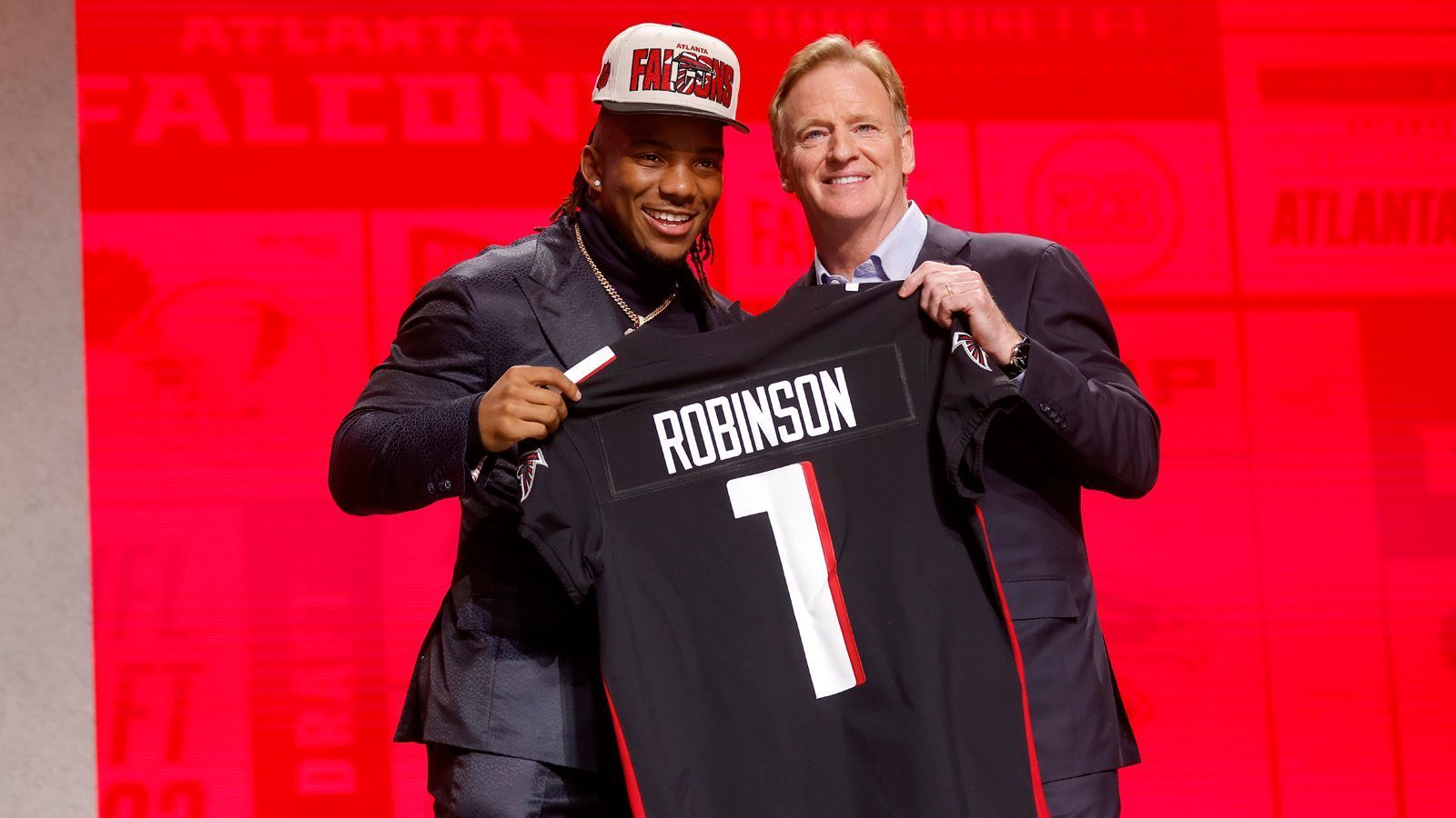 
                <strong>Draft-Pick 8: Atlanta Falcons - Bijan Robinson, RB</strong><br>
                
              