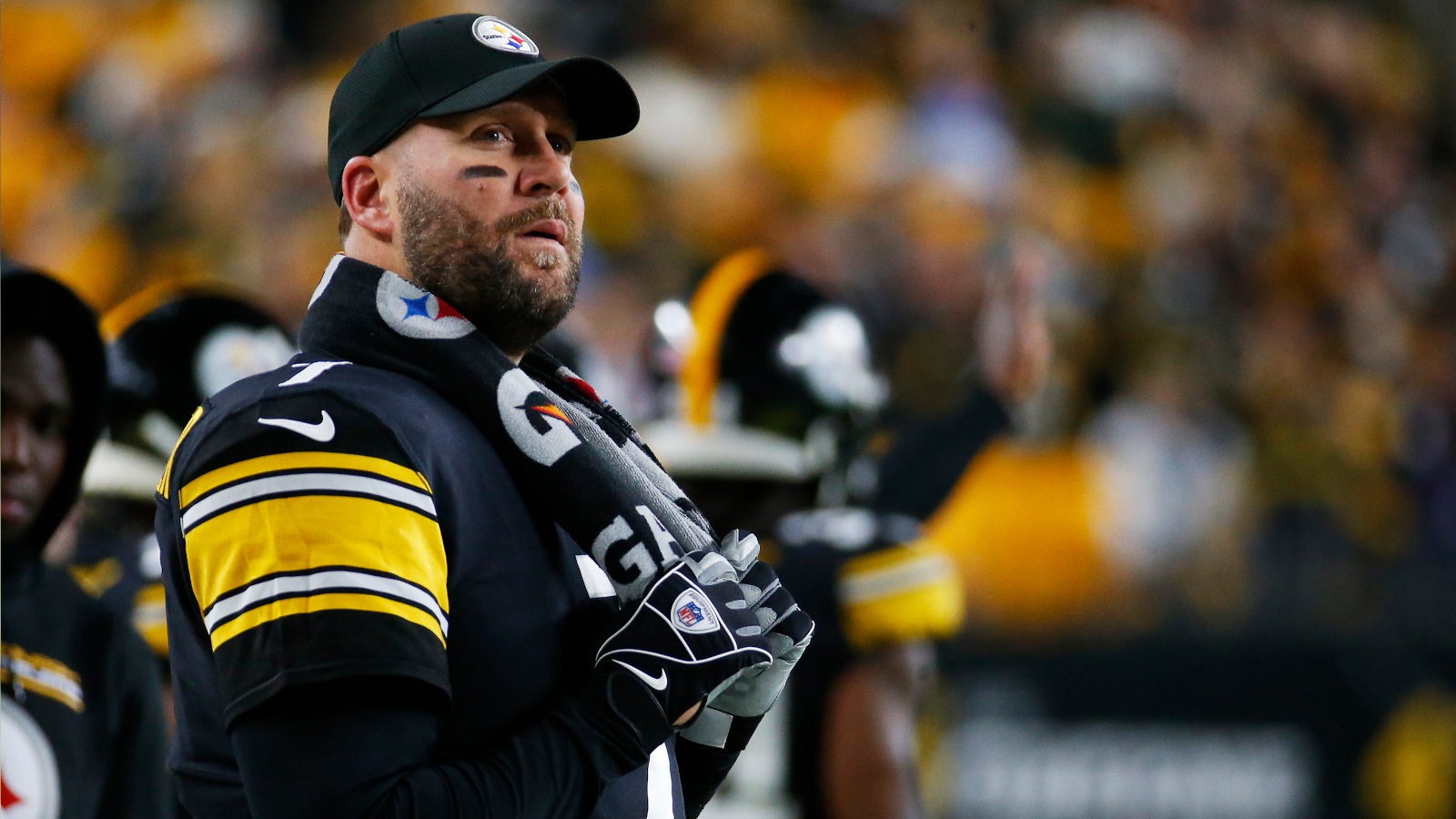 
                <strong>Platz 1 (geteilt): Pittsburgh Steelers</strong><br>
                &#x2022; <strong>0,635 - </strong>33 Siege, 19 Niederlagen -<br>&#x2022; Restliche Spiele: vs. Titans, @Chiefs, vs. Browns, @Ravens<br>
              