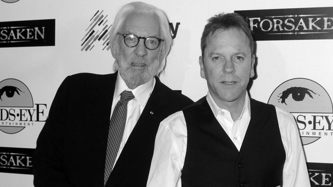 Kiefer Sutherland (r.) verkündete auf Instagram den Tod seines Vaters, Hollywood-Ikone Donald Sutherland (l.).