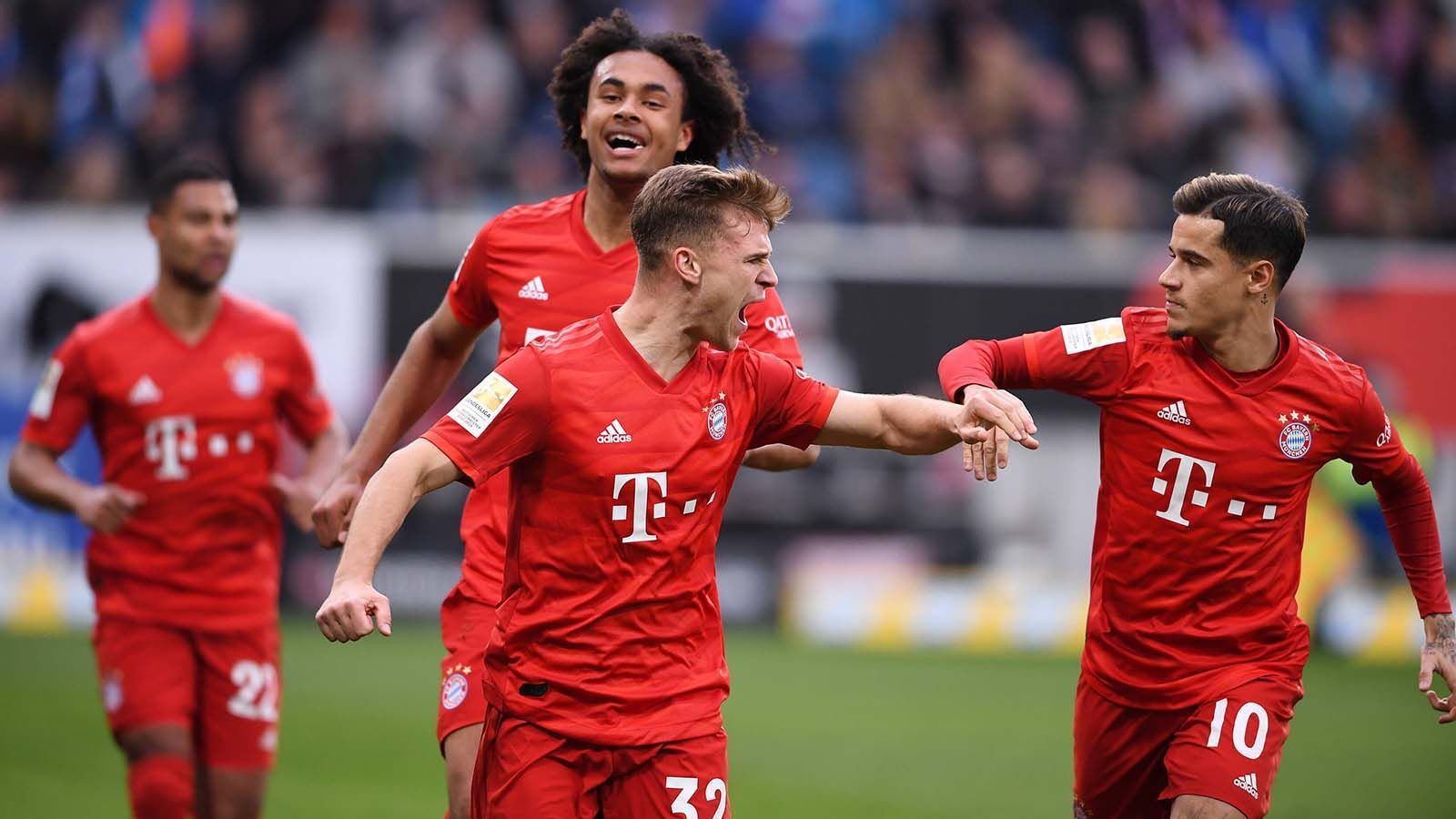 
                <strong>FC Bayern mit Auswärtstorrekord</strong><br>
                Der FC Bayern ist in der Bundesliga auf fremdem Platz nicht zu stoppen. Bei der TSG Hoffenheim gelangen den Münchnern erneut mindestens drei Treffer. Es war bereits das fünfte Auswärtsspiel in Folge, in dem die Münchner drei Treffer oder mehr erzielten. Dies gelang zuvor noch keinem anderen Team in der Bundesliga-Geschichte. (Quelle Optafranz/Twitter)
              