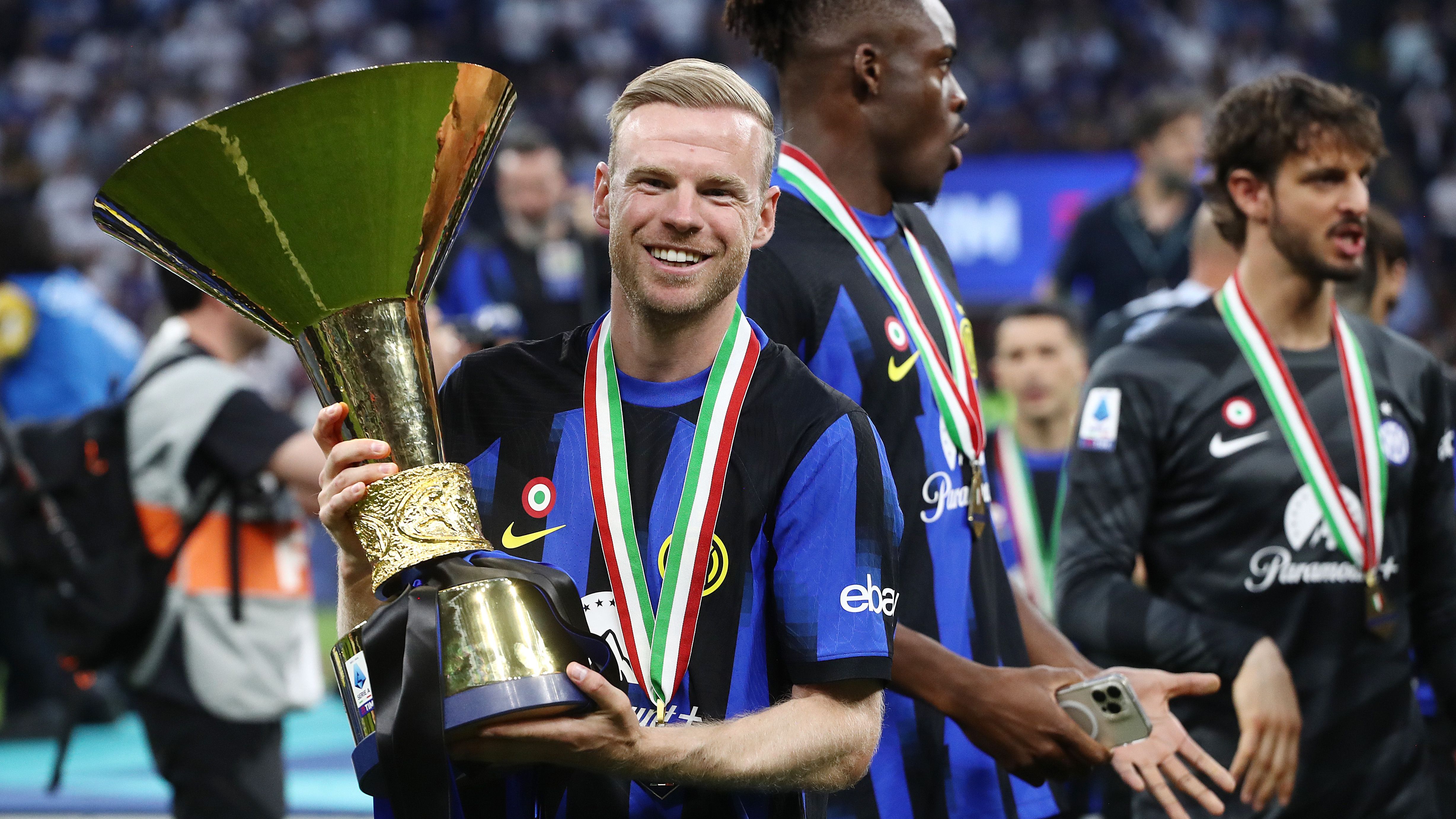 <strong>Davy Klaassen (zuletzt Inter Mailand)</strong><br>Nach zuletzt einer Saison bei Inter Mailand und dem gewonnenen Meistertitel zog der frühere Bremer Davy Klaassen weiter - allerdings bislang ohne klares Ziel. Der niederländische Mittelfeldspieler sucht immer noch nach einem neuen Klub.&nbsp;