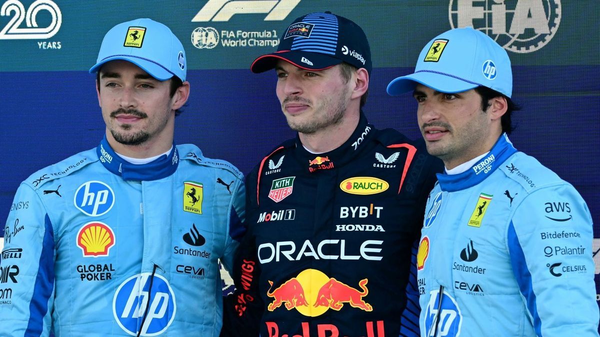 Verstappen mit Leclerc (l.) und Sainz (r.)