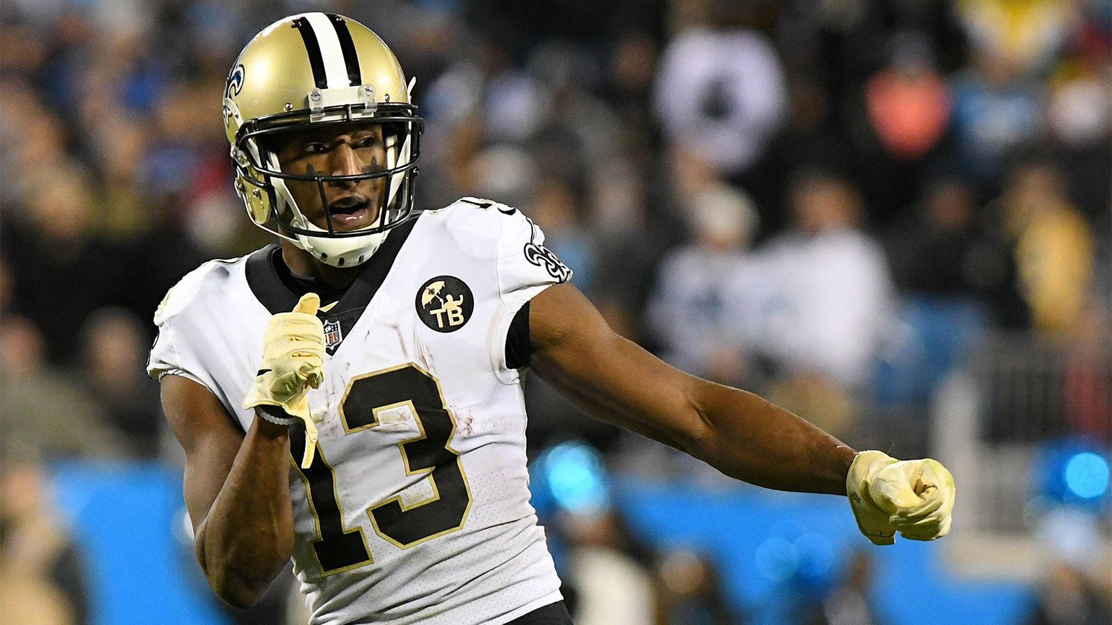 
                <strong>Michael Thomas (New Orleans Saints)</strong><br>
                Wide Receiver Michael Thomas geht bei den New Orleans Saints in das letzte Vertragsjahr seines Rookie-Deals. In seinen drei bisherigen NFL-Jahren steigerte sich Thomas konsequent. 1.405 Receiving Yards und neun Touchdowns in der abgelaufenen Saison sprechen eine deutliche Sprache. Spätestens im Sommer steht daher für den 26-Jährigen ein Zahltag in den Sphären eines Odell Beckham Jr. (fünf Jahre, 90 Millionen Dollar) an. Die Vertragsverlängerung für einen der komplettesten Receiver der Liga sollte für New Orleans eigentlich nur Formsache sein.
              