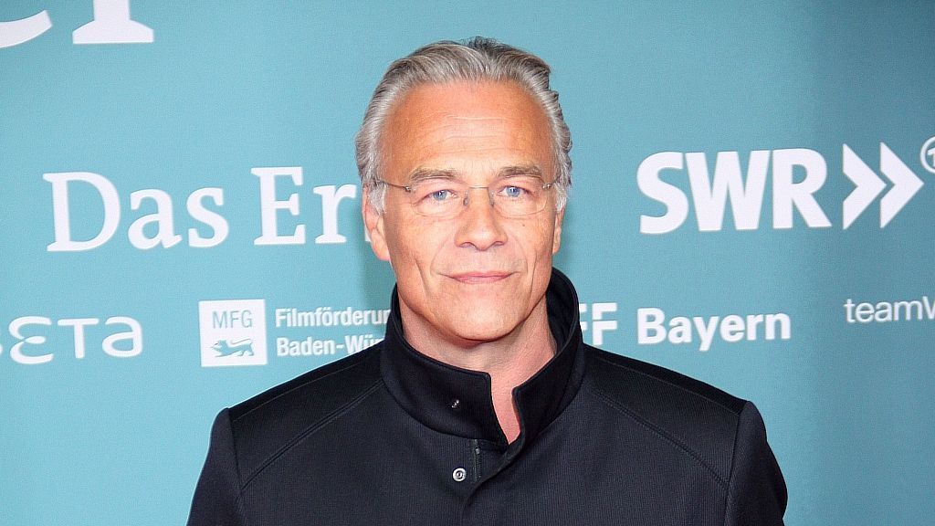 Klaus J. Behrendt