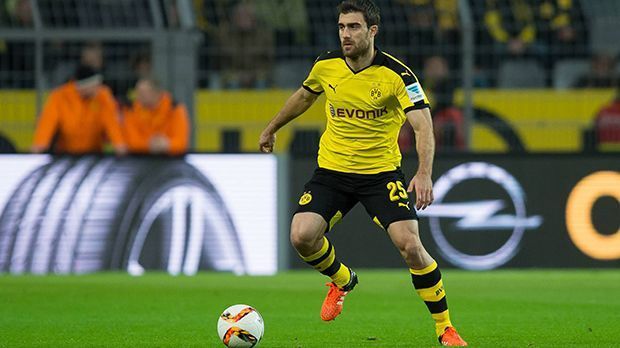 
                <strong>Sokratis </strong><br>
                Eingewechselt: Sokratis. Der Grieche wurde zur Halbzeit eingewechselt, als Bender verletzungsbedingt rausgenommen wurde. Spielte unaufgeregt seinen Part. Durfte mit seiner Performance zufrieden sein, ohne groß aufzufallen - was immer für einen Verteidiger spricht. ran-Note: 3
              