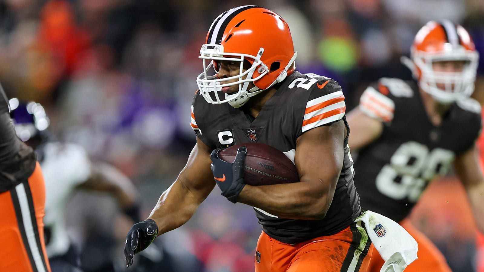 
                <strong>Platz 9: Nick Chubb</strong><br>
                &#x2022; Rushing Touchdowns: 48<br>&#x2022; Aktuelles Team: Cleveland Browns<br>&#x2022; In der NFL seit: 2018<br>
              
