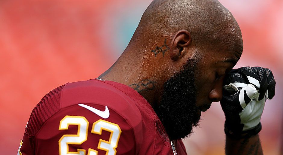 
                <strong>DeAngelo Hall (Safety, Washington Redskins)</strong><br>
                DeAngelo Hall: Für den Safety ist die Saison schon beendet. Während des zweiten Viertels beim 29:27 über die New York Giants riss sich Hall das Kreuzband. Der 32-Jährige, der seit 2004 in der NFL spielt und vor acht Jahren in die Hauptstadt wechselte, muss sich operieren lassen.
              