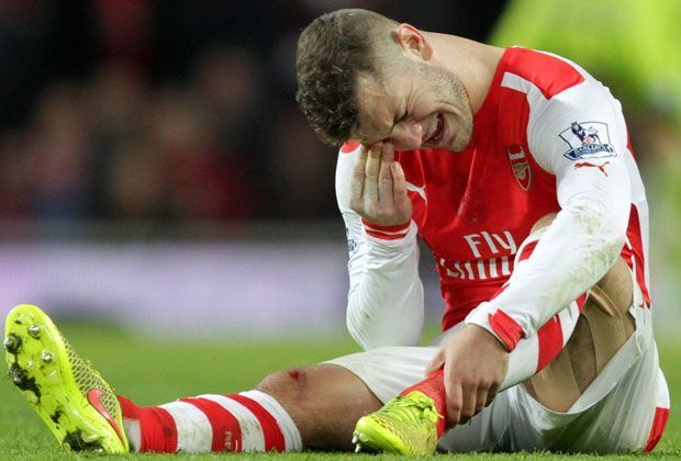 
                <strong>Wer ist Jack Wilshere?</strong><br>
                2010: Roberto Mancini fordert, dass Balotelli die eigene Einstellung zu seinen Gegnern ändert. Balotelli hatte behauptet, er habe noch nie von Jack Wilshere gehört. Dabei waren beide für den FIFA Young Player Arward nominiert.
              