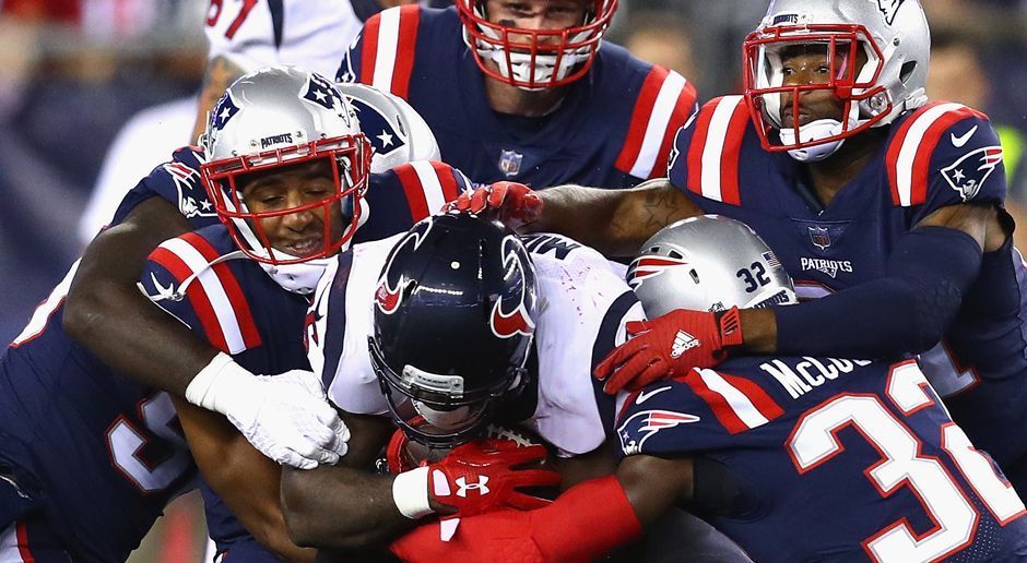 
                <strong>Houston Texans at New England Patriots</strong><br>
                Patrick Esume: "Barfuß gegen Lackschuh - Der 70 Millionen-Flop Brock Osweiler mit guter Defense gegen den Top-Quarterback Tom Brady. Brady macht das!"
              