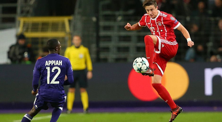 
                <strong>Marco Friedl (FC Bayern München)</strong><br>
                Der Debütant beginnt mit viel Offensivdrang, dafür fehlt ihm defensiv jedoch manchmal der Zugriff. Verliert vor dem 1:1 einen wichtigen Zweikampf. Ansonsten zeigt der Österreicher eine ordentliche Leistung. ran-Note: 4
              