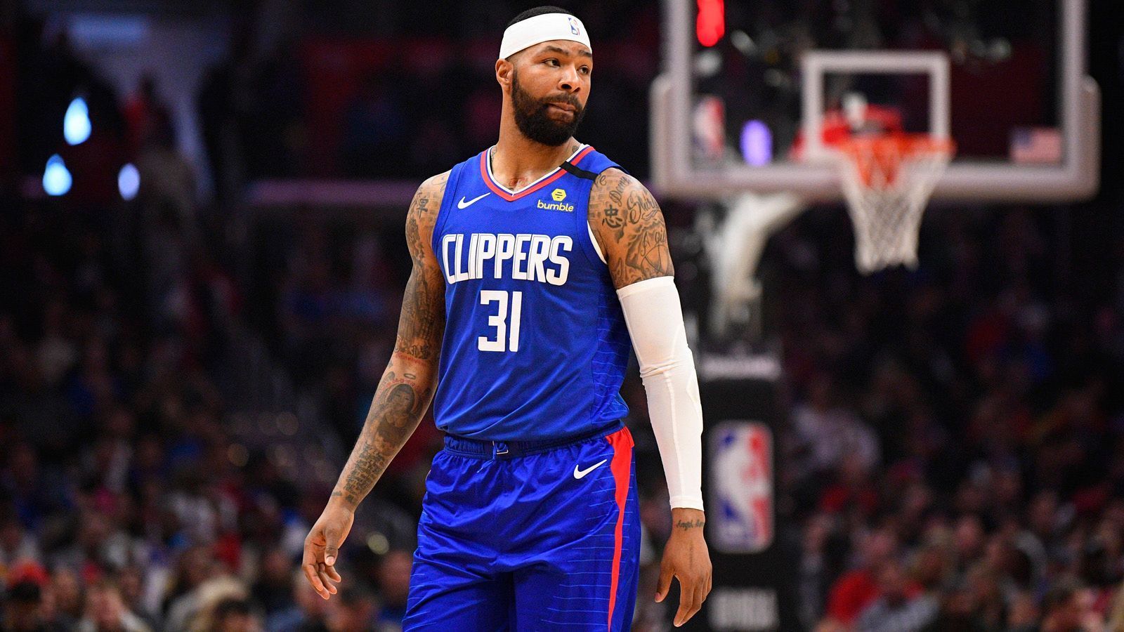 
                <strong>Westen: Los Angeles Clippers</strong><br>
                Routiniers wie Marcus Morris (Foto) und Reggie Jackson nehmen ebenfalls wichtige Rollen ein. Mit 44 Siegen sind die Clippers das zweitbeste Team im Westen. Durchschnittlich 116,2 Punkte pro Spiel sind der viertbeste Wert der Liga, 48,0 Rebounds der drittbeste Wert.   
              