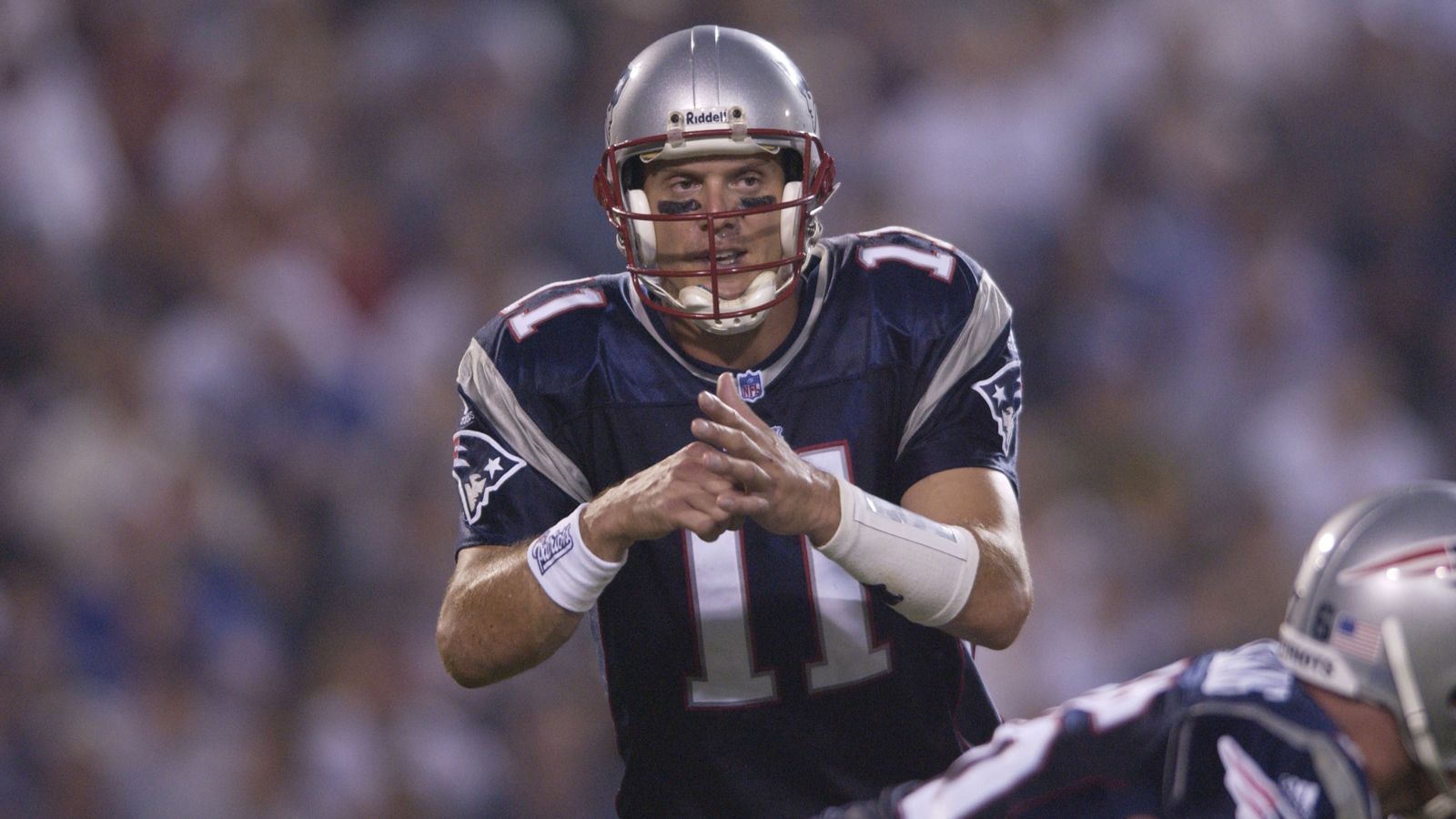 
                <strong>New England Patriots: Drew Bledsoe (QB)</strong><br>
                103.000.000 Dollar (Laufzeit: zehn Jahre)
              