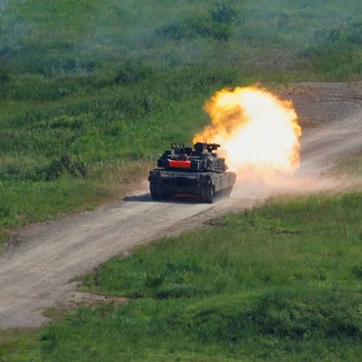 Polen hat eine weitere große Lieferung von Abrams-Kampfpanzern aus den USA erhalten. 