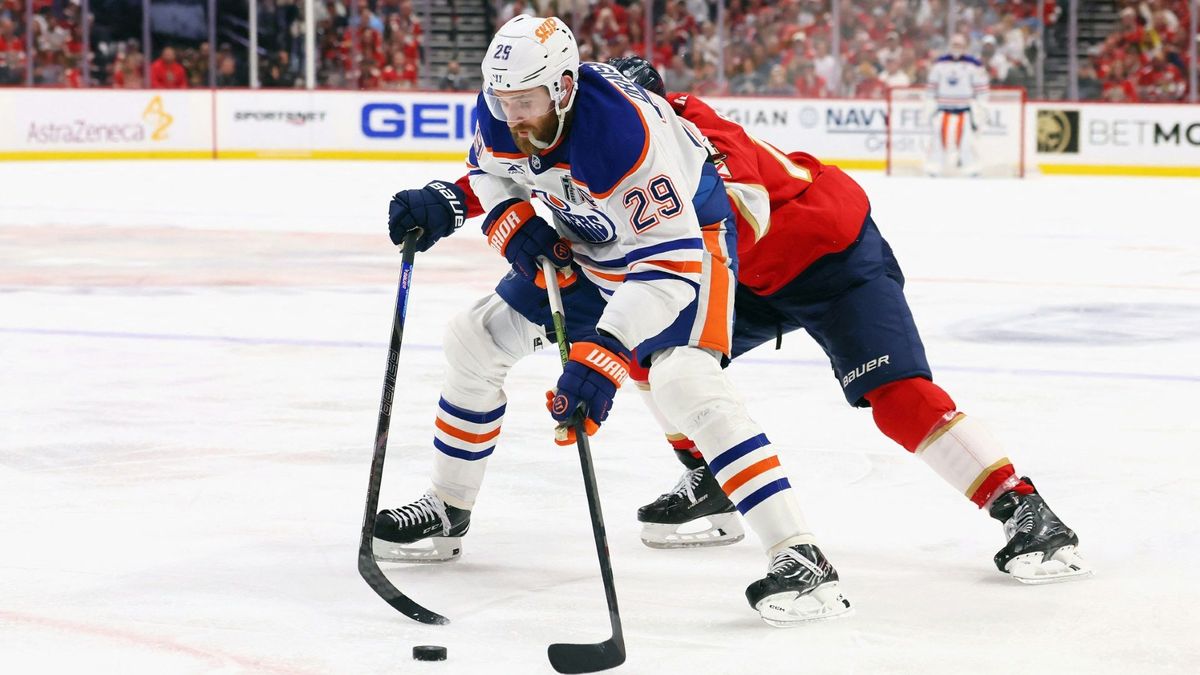Leon Draisaitl im Trikot der Oilers
