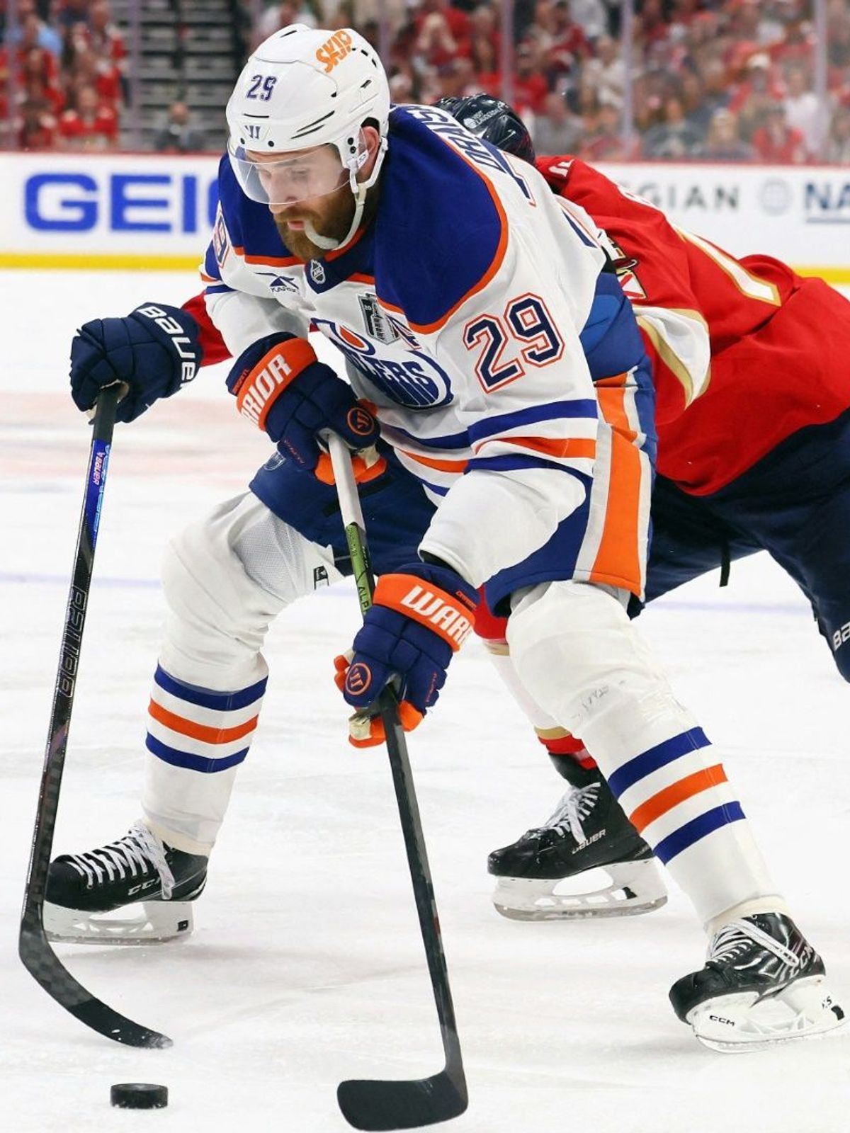 Leon Draisaitl im Trikot der Oilers