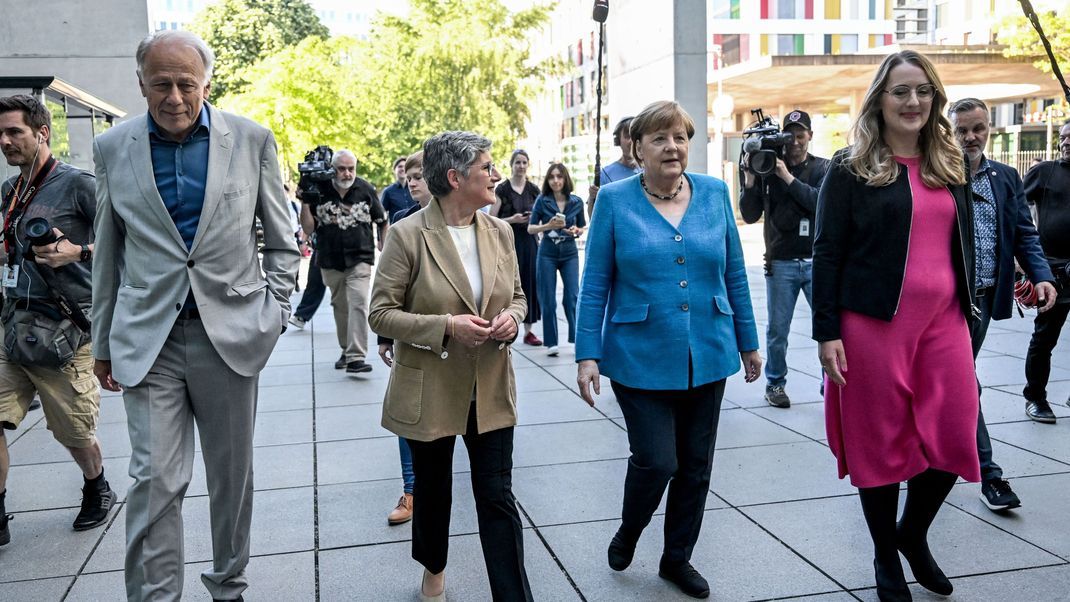 Nach seinen rund 25 Jahren als Abgeordneter im Bundestag wurde Partei-Urgestein Jürgen Trittin verabschiedet.