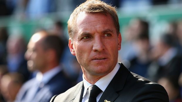 
                <strong>Brendan Rodgers</strong><br>
                Brendan Rodgers: Der 43-Jährige wurde zuletzt beim FC Liverpool von Jürgen Klopp abgelöst. Bis Oktober 2015 trainierte der Nordire den Premier-League-Klub. In seiner rund dreijährigen Amtszeit konnte Rodgers allerdings keinen Titel mit den "Reds" einfahren. Möglicherweise hat aber auch er bald wieder eine Anstellung. Und zwar als englischer Nationaltrainer, wie der "Daily Telegraph" spekulierte.
              