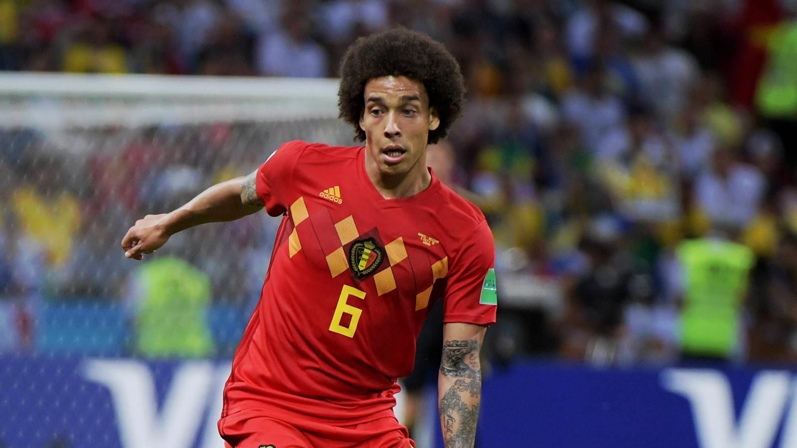 
                <strong>Witsel (Belgien)</strong><br>
                Axel Witsel ist der defensivere der beiden Sechser und lässt sich in bestimmten Situationen auch mal in die Abwehr fallen. Ansonsten erledigt er einen soliden Job ohne besondere Auffälligkeiten. ran-Note: 3
              