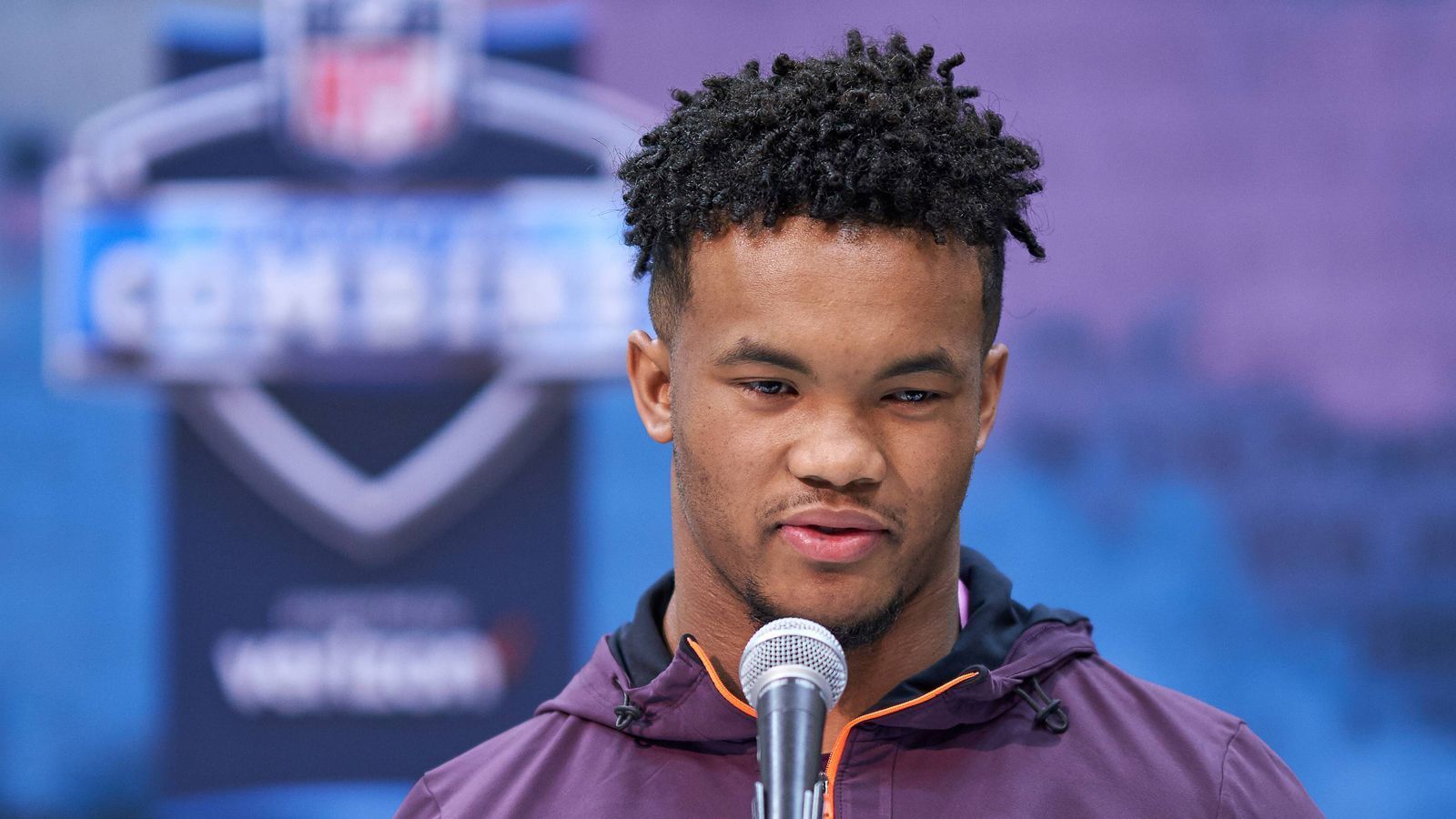 
                <strong>Kyler Murray (Oklahoma)</strong><br>
                Position: QuarterbackQuote: -2500 (2500 Dollar Einsatz, um 100 Dollar Gewinn zu erzielen)
              