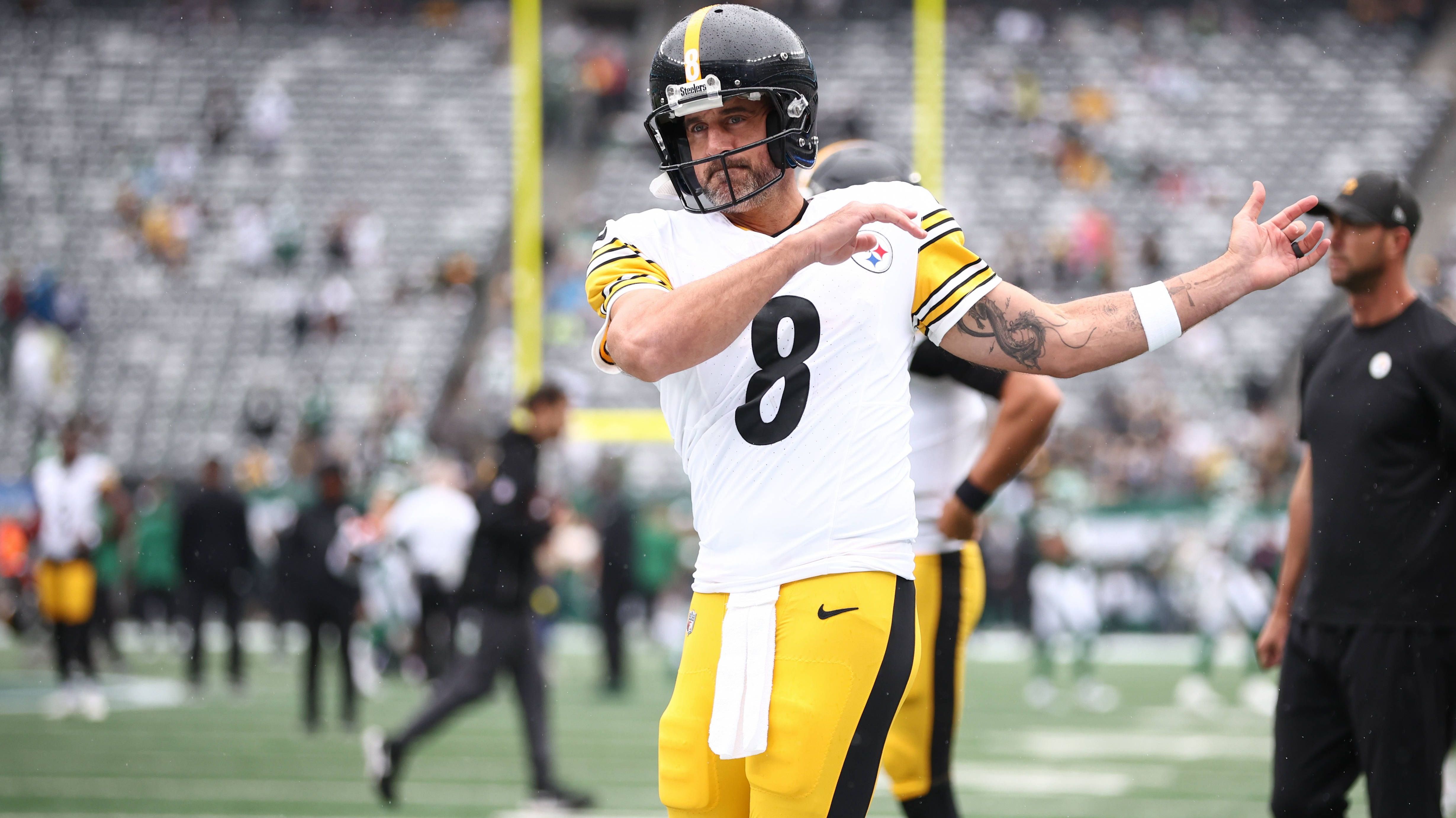 <strong>Platz 15: Pittsburgh Steelers (Vorwoche: 17)<br></strong>Gegen maue Patriots reicht eine starke Defense (endlich!) und ein guter Drive von Opa Aaron. Ist das aber der Anspruch? Pittsburgh ist eine kleine Wundertüte. Es kann nach oben gehen, wenn weitere Rädchen ineinander finden.