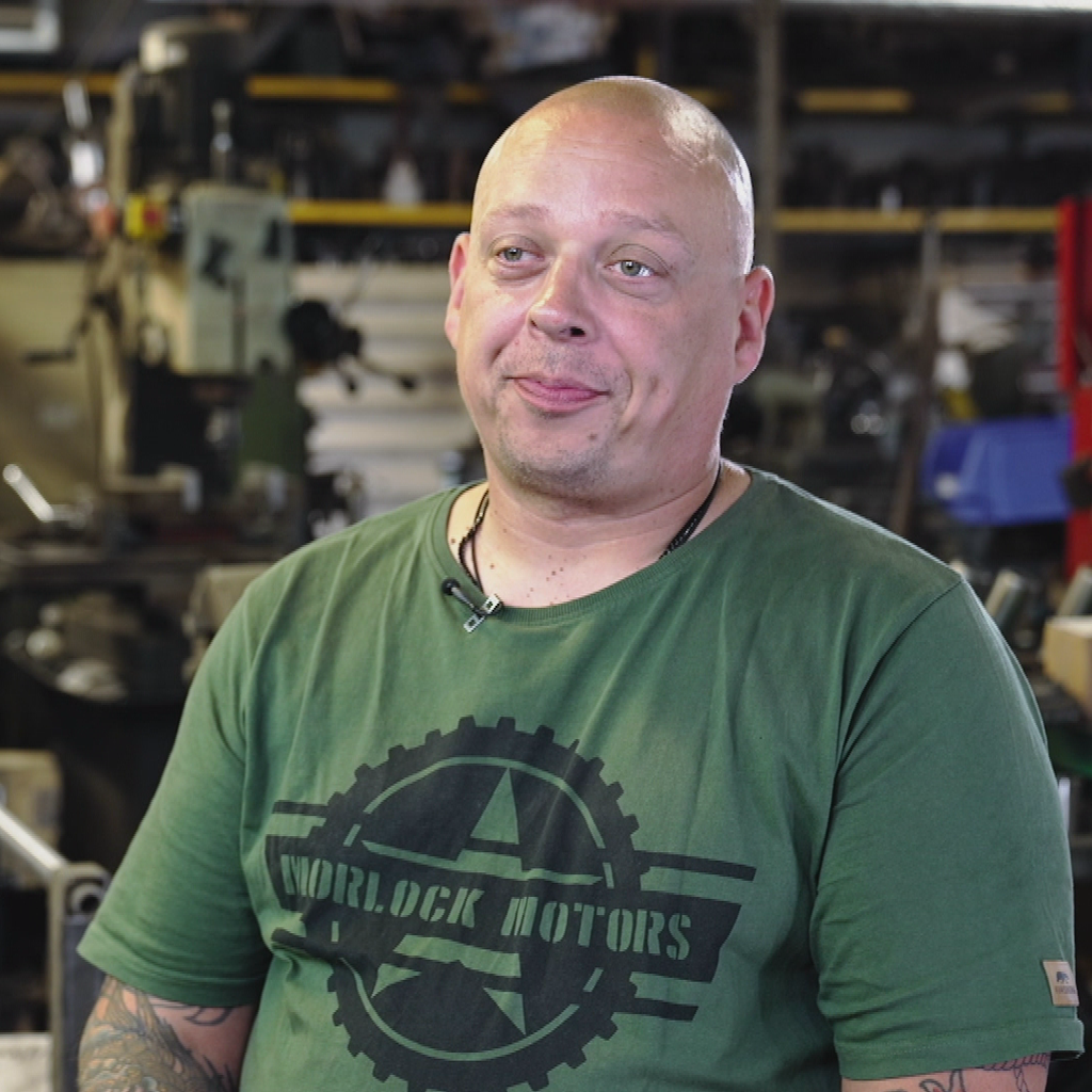 Er wollte nur einen Schlafsack kaufen - so kam Mechaniker Kalle zu "Morlock Motors"