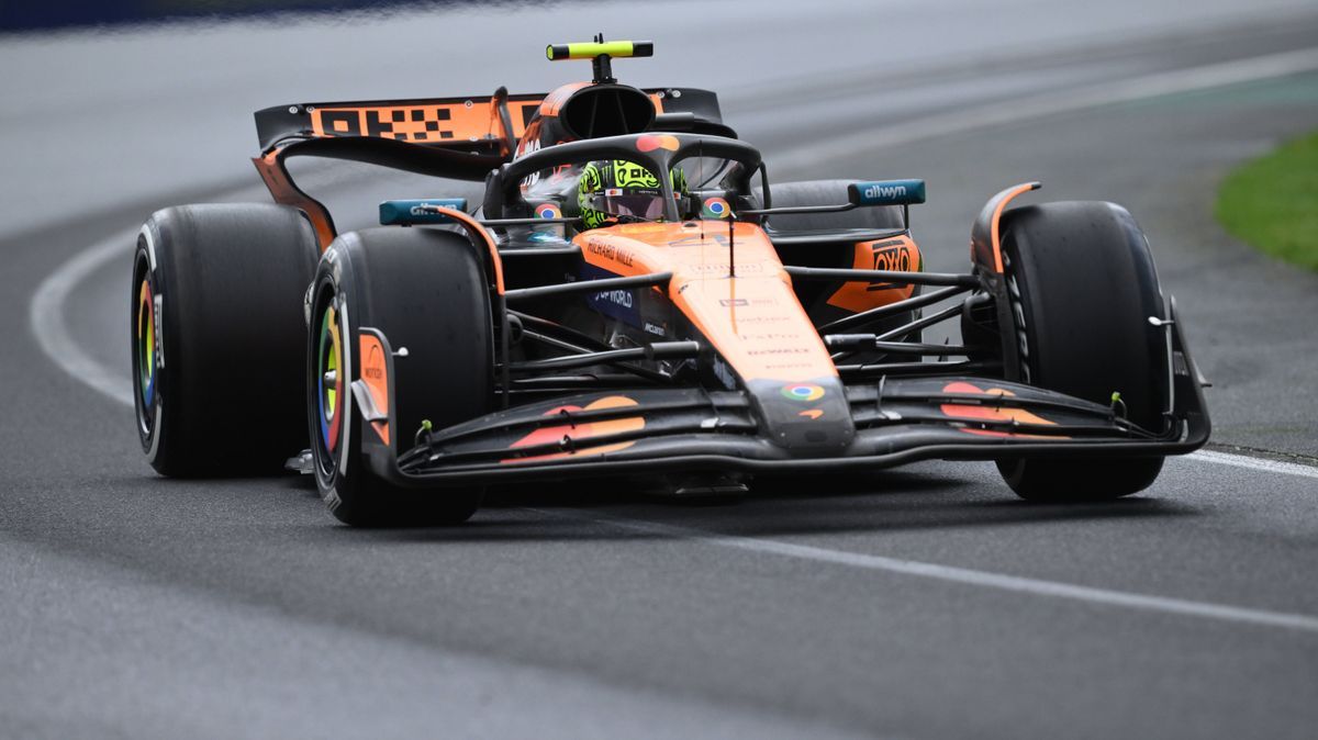 AUSTRALIAN GRAND PRIX, Lando Norris of McLaren during the Australian Formula One Grand Prix at Albert Park in Melbourne, Victoria, Sunday, March 16, 2025. ( !ACHTUNG: NUR REDAKTIONELLE NUTZUNG, KEI...