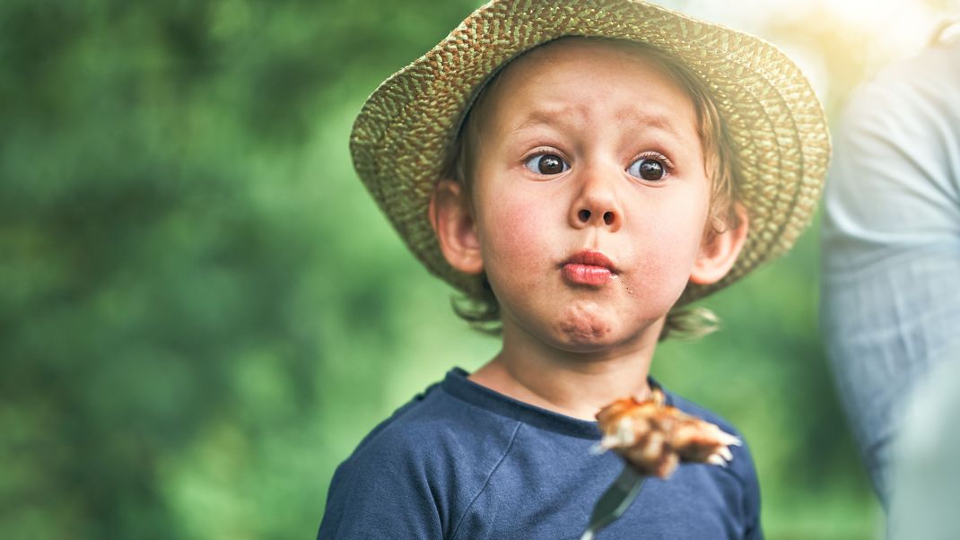 Auch für Kinder kann Grillen zum Abenteuer werden - so schmeckt es auch den Kleinen.