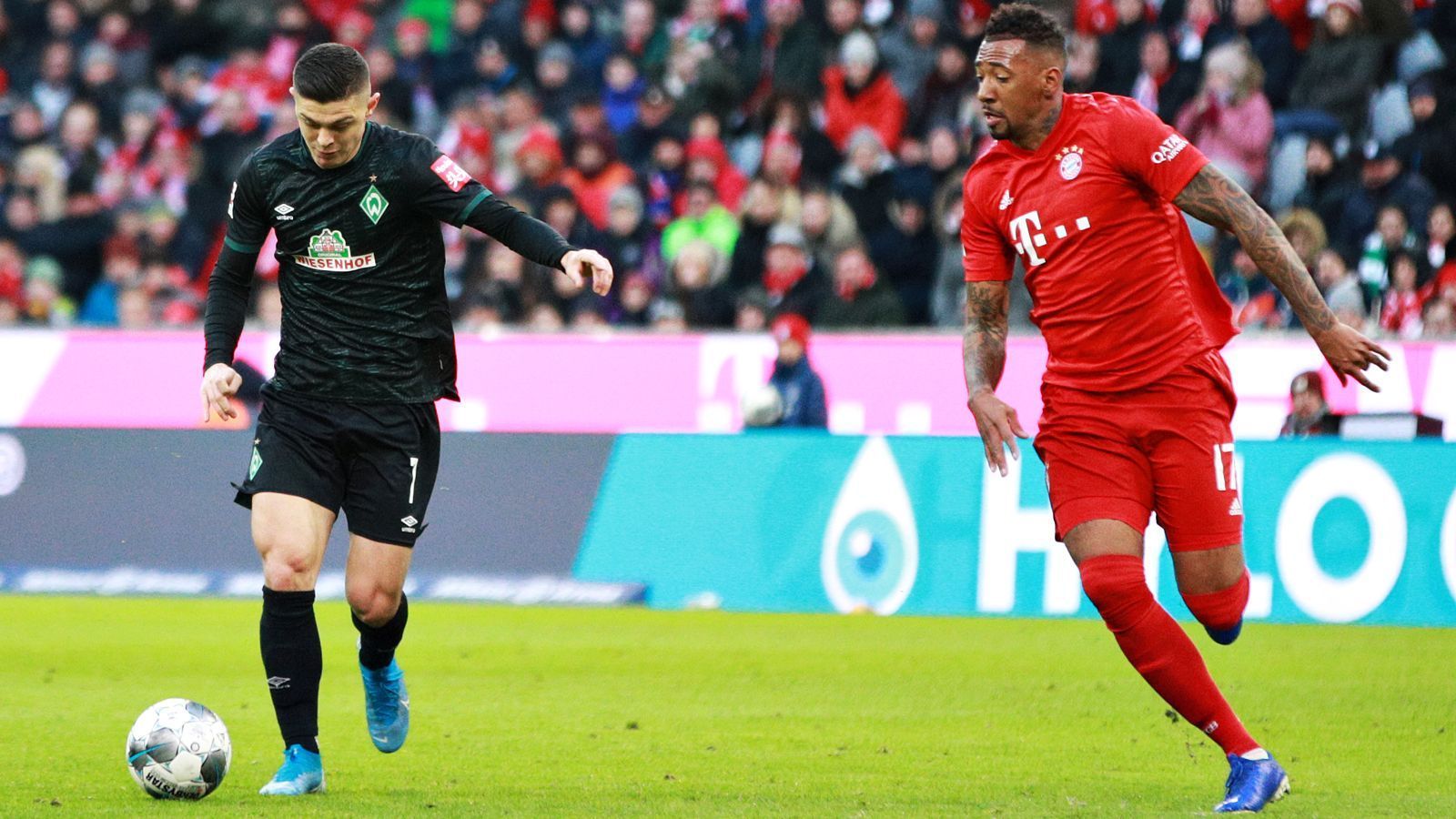 
                <strong>Jerome Boateng</strong><br>
                Rashica wird zum persönlichen Albtraum des gebürtigen Berliners. Beim 0:1 lässt er sich nach allen Regeln der Fußballkunst vernaschen und kommt gar nicht in den Zweikampf. Auch in anderen Szenen findet der früh verwarnte Boateng keine Mittel gegen den Kosovaren. In der Halbzeit erlöst Flick den Weltmeister von 2014. ran-Note: 5
              