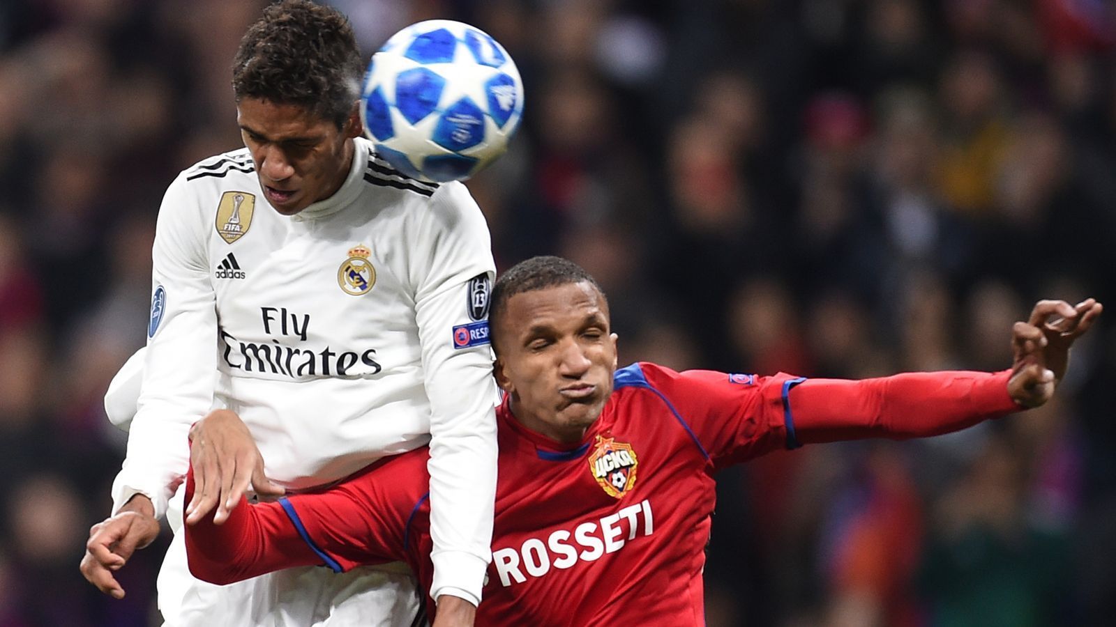 
                <strong>Raphael Varane (Frankreich)</strong><br>
                Geburtsdatum: 25. April 1993Verein: Real MadridPosition: InnenverteidigerTitel 2018: Weltmeister, Champions-League-SiegerWM-Einsätze/-Tore: 7/1
              