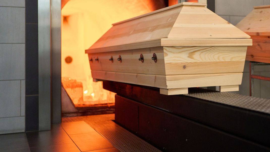 Krematorium-Mitarbeiter in Brasilien bekommt Schock seines Lebens: Eine verstorben geglaubte Frau war noch am Leben (Symbolbild).