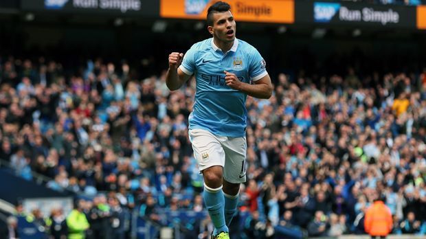 
                <strong>Sergio Agüero (Manchester City)</strong><br>
                Sergio Agüero (Manchester City): Im Angriff vertraut De Bruyne nicht etwa auf Landsleute wie Evertons Romelu Lukaku oder Liverpools Christian Benteke, sondern auf Manchester Citys Argentinier Sergio Agüero. "Er ist klein, schnell und schießt eine Menge Tore", erklärte De Bruyne seine Entscheidung.
              