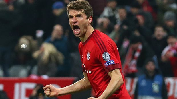 
                <strong>Thomas Müller überholt Gerd Müller</strong><br>
                Thomas Müller überholt Gerd Müller: Mit seinem Treffer zum 2:2 gegen Juventus Turin, der die Verlängerung bedeutete, stellte Thomas Müller einen neuen Rekord auf: Es war sein 35. Tor in der Champions League. Bayern-Legende Gerd Müller traf im Europapokal der Landesmeister insgesamt nur 34 Mal. Damit ist Thomas Müller der erfolgreichste deutsche Torschütze in der Königsklasse. Gerd Müllers Bilanz von 0,97 Toren pro Spiel wird er aber wohl nicht erreichen.
              