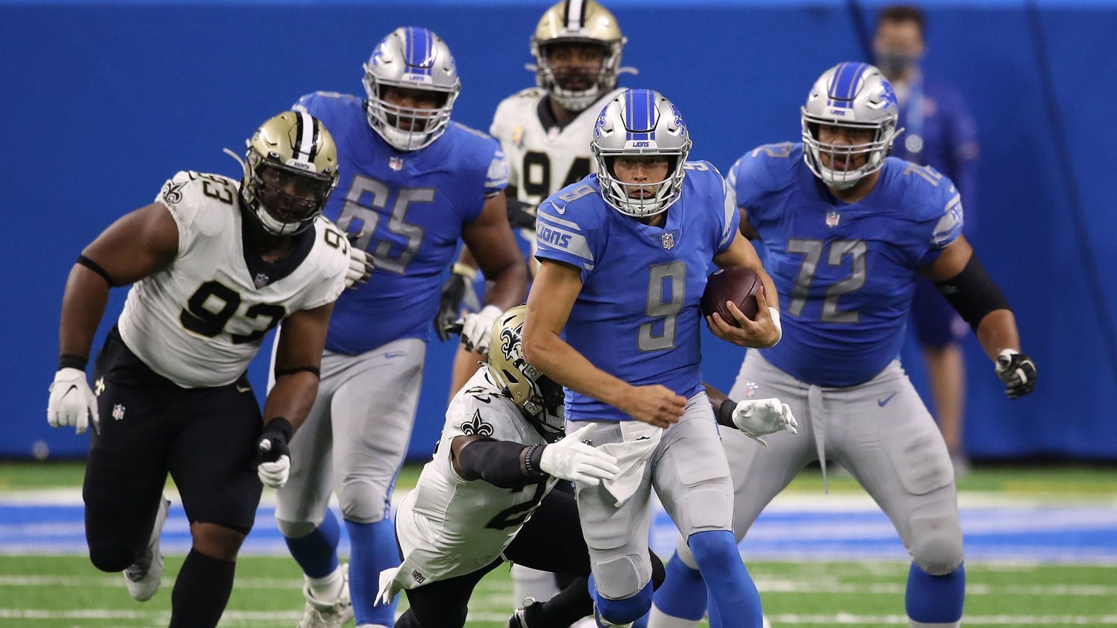 
                <strong>Verlierer: Detroit Lions</strong><br>
                NFL-Rekord für die Lions - allerdings keiner, der die Korken in Detroit knallen lässt. Die Franchise aus Michigan verspielte bei ihren letzten sechs Niederlagen jeweils einen zweistelligen Punkte-Vorsprung, so auch gegen die New Orleans Saints in Week 4. Das gab es vorher noch nie.
              