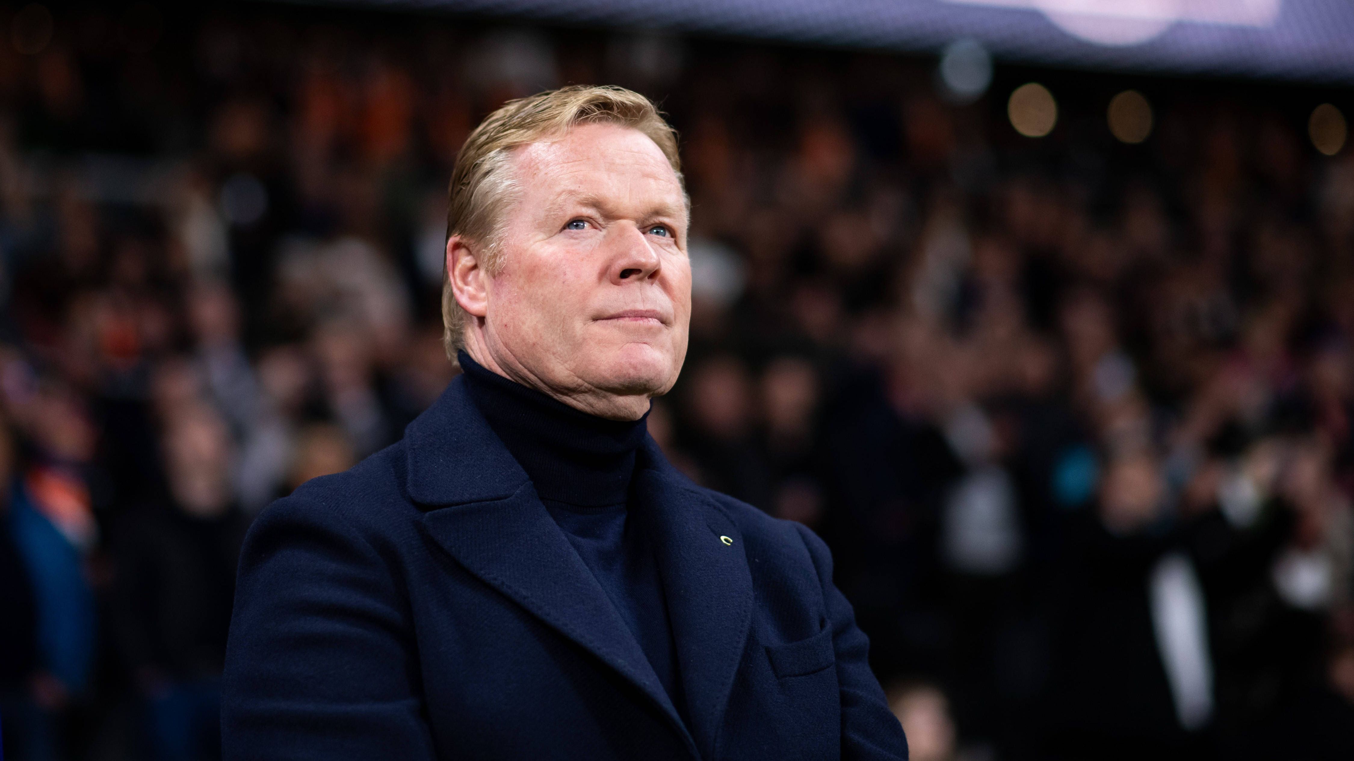 <strong>De Telegraaf (Niederlande)</strong><br>Ronald Koeman wird in den kommenden Wochen viel tüfteln müssen, um eine EM-Auswahl zu formen, die zumindest als Außenseiter um den EM-Titel nach Deutschland reisen kann. Wie schon gegen Schottland blieben die Niederländer auch gegen ein starkes Deutschland weit von ihrer Topform entfernt.