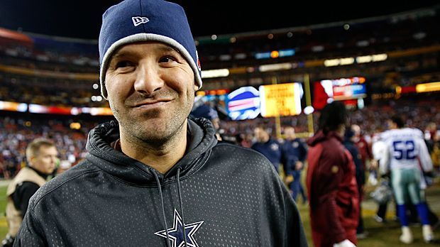 
                <strong>Tony Romo</strong><br>
                10. Platz: Tony Romo erlebt eine wahre Seuchensaison. Zwei Mal hat sich der Quarterback der Dallas Cowboys das Schlüsselbein gebrochen und wird in dieser Spielzeit nicht mehr zum Einsatz kommen. Romo verdient dennoch vorzüglich, 22 Millionen Dollar wandern in diesem Jahr auf sein Konto. Fünf Millionen Dollar davon verdient Romo durch Werbung.
              