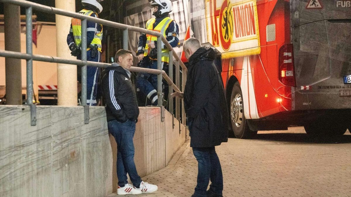 Haben viel zu bereden: Horst Heldt (l.) und Dirk Zingler