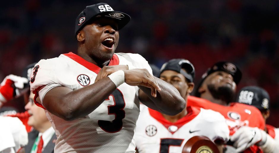 
                <strong>Roquan Smith (LB, Geogia) </strong><br>
                Der 102 Kilogramm schwere Linebacker hat sich in seiner letzten College-Spielzeit zu einem echten Quarterback-Jäger entwickelt und kam auf 6,5 Sacks. Er gilt als sehr athletisch, schnell und spielintelligent. Smith ist mit seinen 1,85 Metern für einen Linebacker zwar eher klein, hat laut seines Draft-Profils auf nfl.com aber Pro-Bowl-Qualitäten und dürfte daher in der ersten Runde ausgewählt werden.
              