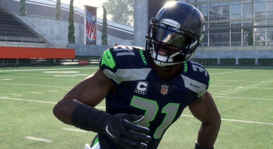 
                <strong>Platz 1: Kam Chancellor</strong><br>
                Gesamtbewertung: 95
              