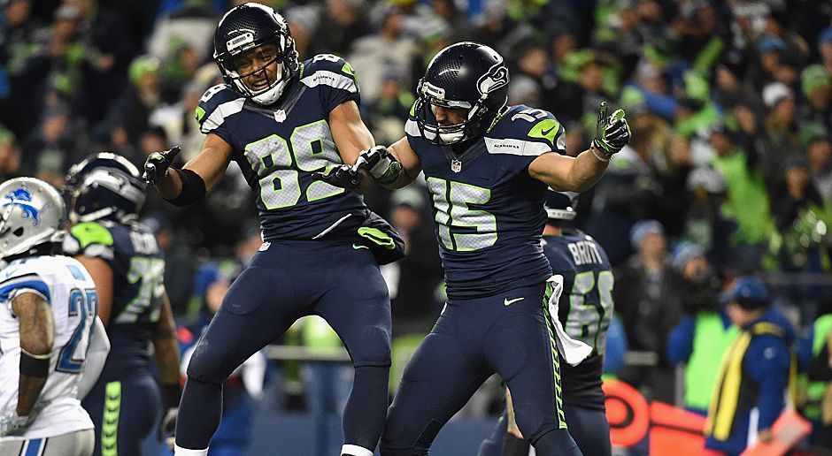 
                <strong>Platz 7: Seattle Seahawks</strong><br>
                Problemlos hat sich der Champion der Saison 2013 zum Start in die Post Season der Detroit Lions entledigt. Doch trotz des 26:6 fliegen die Seahawks noch immer etwas unter dem Radar. Head Coach Pete Carroll kann sich zwar auf Spielmacher Russell Wilson und seine Secondary verlassen, doch bei den Atlanta Falcons könnte das zu wenig sein. Das zweite Zweitrunden-Aus nacheinander droht - zumal Seattle mit Wilson noch nie ein Auswärtsspiel in der Divisional Round gewonnen hat.
              