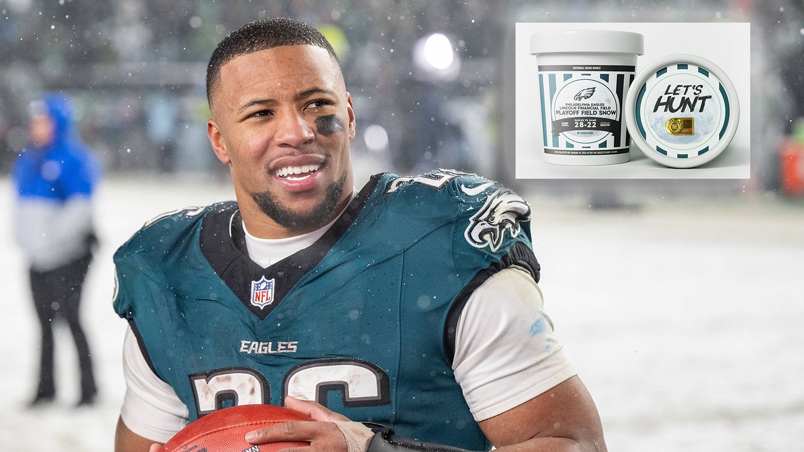 <strong>Philadelphia Eagles verkaufen Schnee aus Playoff-Sieg</strong><br>Mit <a href="https://www.ran.de/sports/american-football/nfl/videos/nfl-highlights-barkley-show-im-schnee-eagles-gewinnen-playoff-krimi">28:22</a> setzten sich die Philadelphia Eagles gegen die Los Angeles Rams in der Divisional Round durch. Im Schneegestöber überragte Saquon Barkley. Damit die Partie nicht schnell Schnee von gestern wird, haben sich die Eagles eine besondere Aktion überlegt. Fans können im Online-Shop eine Dose mit Schnee aus der Endzone kaufen, der direkt nach Abpfiff gesammelt wurde.